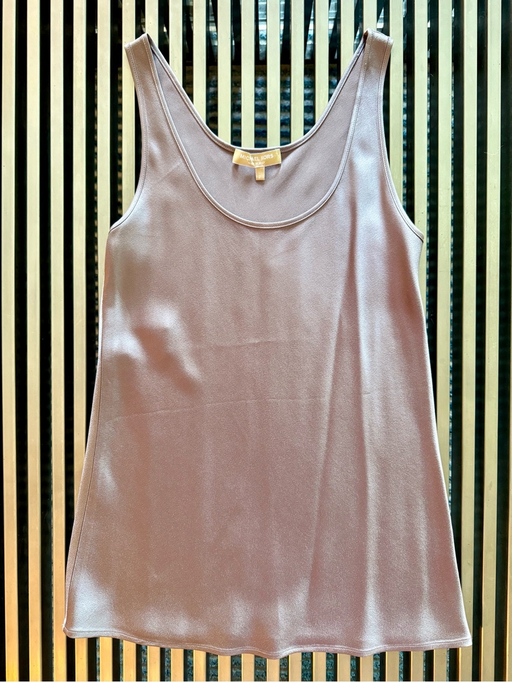 Michael Kors Collection Italy Silk Blend Sleeveless Shell Tank Dusk in Size 2